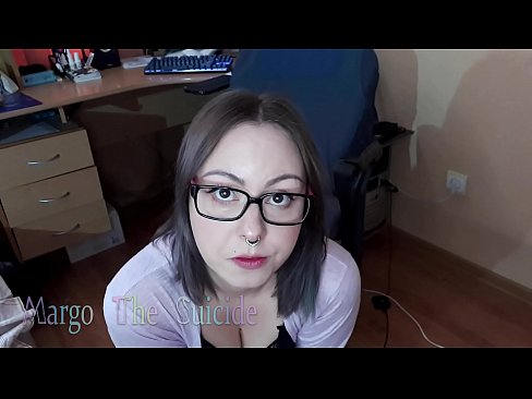 ❤️ Сэксуальная дзяўчына ў акулярах глыбока адсмоктвае фалаімітатар на камеру ❤️ Порна на be.extratorrents.top ❌